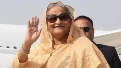 PM Hasina-Delhi Airport