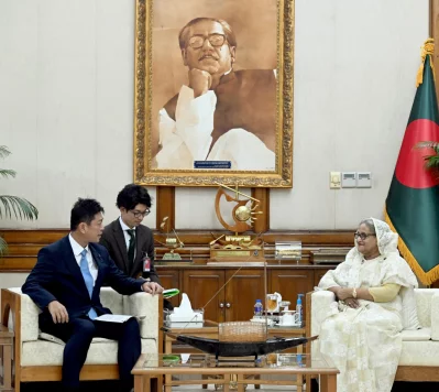 Parliamentary Vice-Minister for Foreign Affairs of Japan Masahiro Komura meets Prime Minister Sheikh Hasina at her official residence, Ganabhaban, in Dhaka on Sunday, October 8, 2023. Photo: PMO