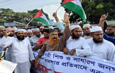Muslims across Bangladesh bring out rallies, processions and protest marches voicing opposition to the violence against Palestinians on Friday, October 13, 2023. Photo: Dhaka Tribune