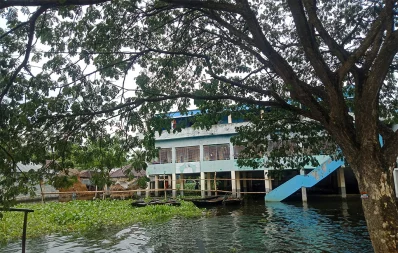 Photo shows a school submerged in flood water in Pabna. Photo: Dhaka Tribune