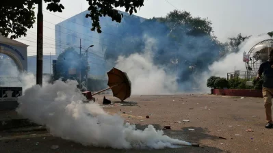 Smokes rises from tear shells fired by police in Kakrail area on Saturday, October 28, 2023. Photo: Bangla Tribune