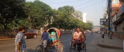 Dhaka street is almost empty amid hartal on Sunday, October 29, 2023. Photo: Dhaka Tribune