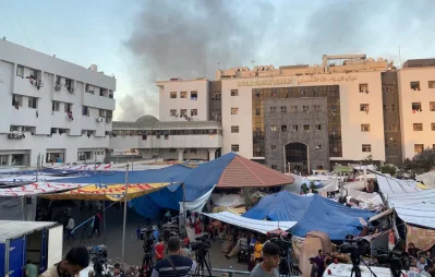 File image: Smoke rises as displaced Palestinians take shelter at Al Shifa hospital, amid the ongoing conflict between Hamas and Israel, in Gaza City, November 8, 2023. Photo: Reuters