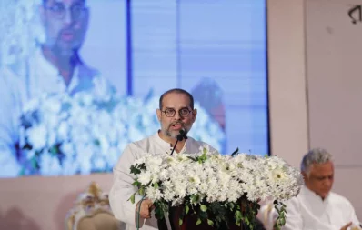 Dhaka Tribune Editor Zafar Sobhan speaks at a memorial held for Kazi Shahid Ahmed at Bangamata Sheikh Fazilatunnesa Mujib Auditorium at the National Museum in Dhaka on Friday, November 24, 2023. Photo: Mahmud Hossain Opu/Dhaka Tribune