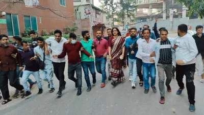 BNP leader Advocate Nipun Roy Chowdhury leads a procession in Paribag on Sunday morning during a blockade, November 26, 2023. Photo: Dhaka Tribune