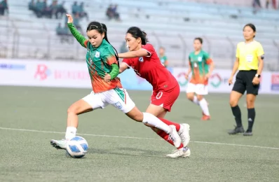 Rituporna shoots to score her second goal