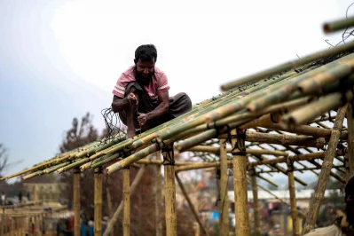 Over 400 new shelters have been completed by skilled refugee labour, with the support of NGO partners, Camp 5 authorities, and UNHCR. Photo: Fahima Tajrin/UNHCR