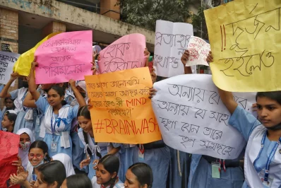 Viqarunnisa Noon School and College students protest against sexual harassment in Lalbagh, Dhaka on Sunday, February 25, 2024. Photo: Ahadul Karim Khan/Dhaka Tribune