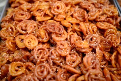 The image shows delicious jilapis at an eatery in Old Dhaka.  Photo: Mahmud Hossain Opu/Dhaka Tribune