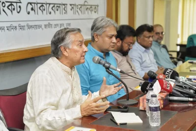 Editors` Council President and the Editor of The Daily Star Mahfuz Anam presides over the discussion organized by the Editors` Council marking World Press Freedom Day at the National Press Club in Dhaka on Saturday, May 4, 2024. Photo: Ahadul Karim Khan/ Dhaka Tribune