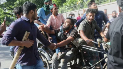 A clash broke out between two groups over the rally organized to protest the prime minister`s remarks on the student quota reform movement at Dhaka University on Monday, July 15, 2024. Photo: Ahadul Karim Khan/Dhaka Tribune