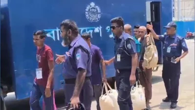 40 Myanmar nationals, including 34 military and BGP personnel, repatriated on Wednesday afternoon, May 7 ,2025 at Coxs Bazar Airport. Photo: Dhaka Tribune