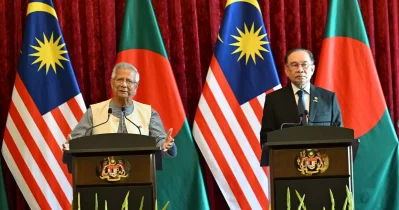 Bangladesh Chief Adviser Professor Muhammad Yunus and Malaysian Prime Minister Anwar Ibrahim lead their respective countries in a bilateral meeting in Putrajaya on Tuesday. Photo: facebook/ Cheif Adviser GOB