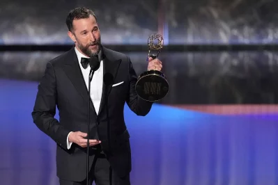 Noah Wyle accepts the Emmy for Outstanding Lead Actor in a Drama Series for The Pitt on 77th Emmy Awards in Los Angeles on Sunday, September 15, 2025. Photo: Facebook/Emmys Television Academy