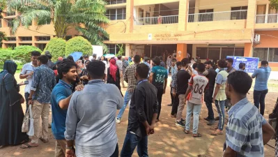 Gono Bishwabidyalay central students union election underway in Ashulia. Photo: Dhaka Tribune