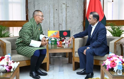 Bhutanese Prime Minister Tshering Tobgay paid courtesy call on Tarique Rahman on Tuesday, February 17, 2026. Photo: PID