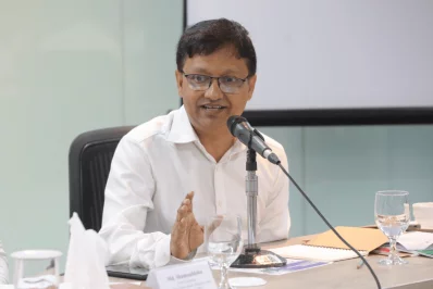Prof Dr Md. Iqbal Kabir Director, Climate Change and Health Promotion Unit (CCHPU), Health Service Division Ministry of Health and Family Welfare MOHFW