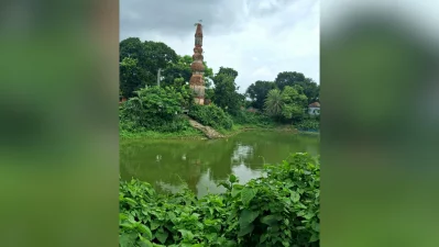 The historic Matta Math, a 250-year-old Hindu hermitage, standing on the banks of a large pond (dighi) in Matta village, Manikganj. A testament to the region`s rich archaeological heritage, this 50-foot terracotta monument is locally linked to landlord (Zamindar) Hem Sen, believed to be from the same lineage as Amartya Sen. Photo: Dhaka Tribune/Collected