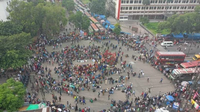 Toshakka boglangan qizni qanday qilib togri erkalash kerak Tukli yuzlari bilan rus xususiy jinsiy aloqa video