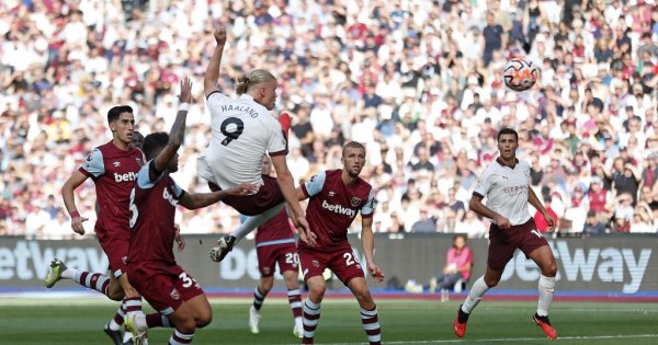 Prime Billboards Strike Again - This time Arsenal are on the end of  it [image] - The Boy Hotspur