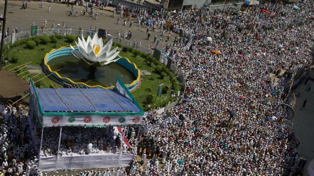 শাপলা চত্বর ট্র্যাজেডি: এক রক্তাক্ত রাতের অজানা ইতিহাস ও অমীমাংসিত ক্ষত