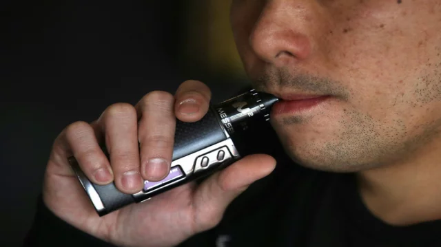 Govt looks to ban e cigarettes to prevent catastrophe