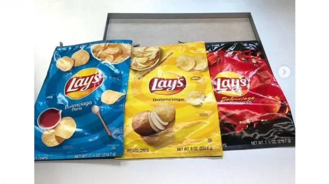 The Chip Report Potato Chip Bag Size Comparison 46 OFF