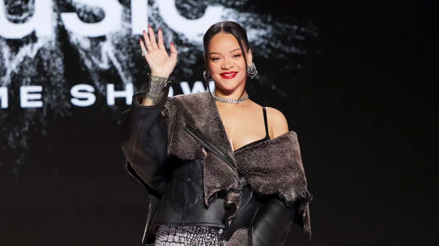 Rihanna Causes Surge in Super Bowl Tickets