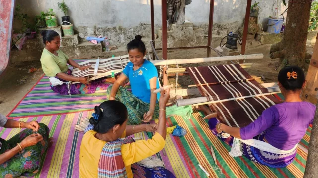 Kalabati saree made from banana plant fibre gifted to PM Hasina