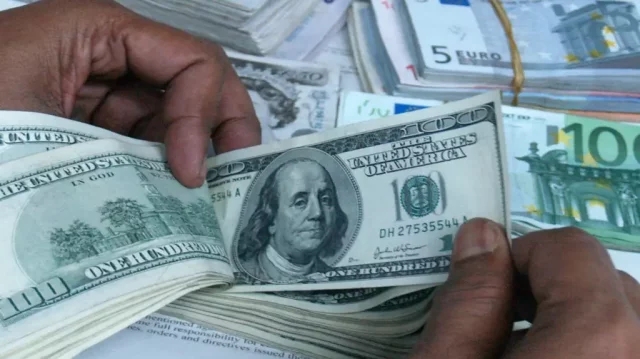 dollar-currency-ecd5e3df177deb2febc5b7405b2f7dd4.jpg?jadewits_media_id=8761