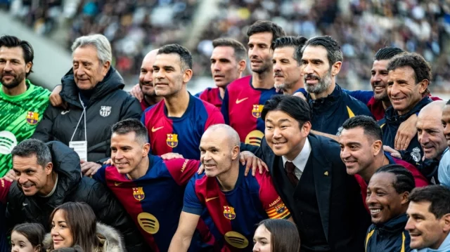 Iniesta bids farewell to glittering career in front of 45,000 in Tokyo