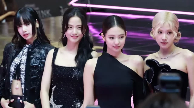 Blackpink: The K-pop phenomenon is back on tour