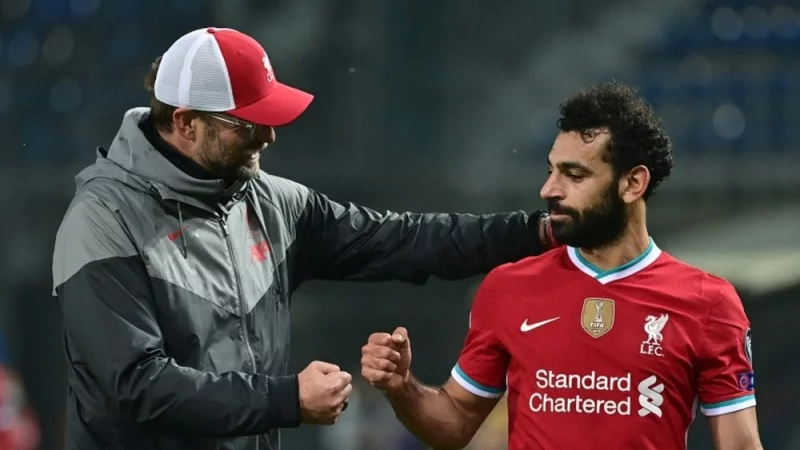 Com Al-Ittihad atraindo Mohamed Salah, Jurgen Klopp admite estar