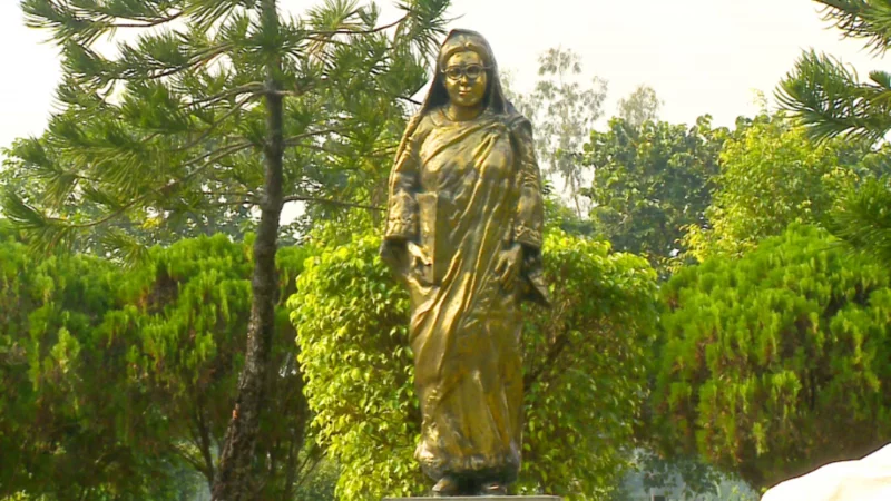 Begum Rokeya's ancestral home, memorial centre in Rangpur on verge of  extinction