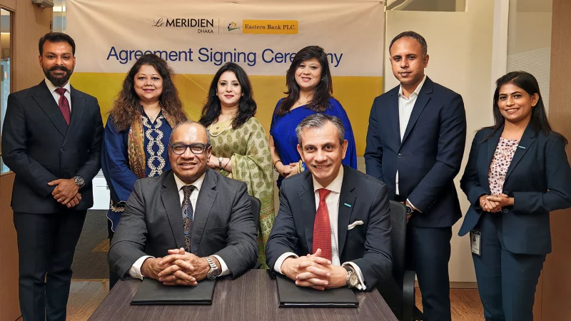 Lisa Ann mobil porno