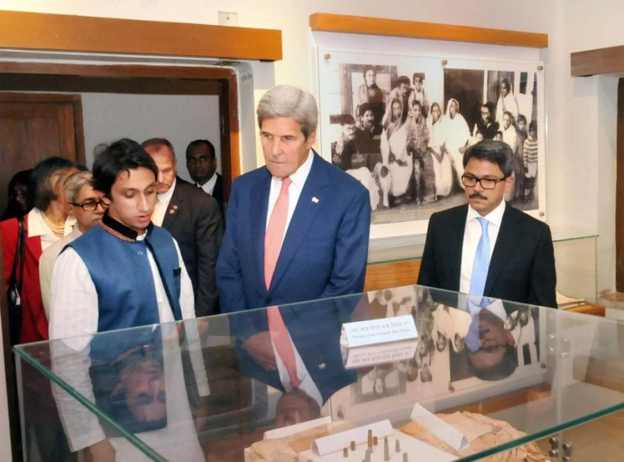 US Secretary of State John Kerry takes a tour at the Bangbandhu Memorial Museum at Dhanmondi 32 during his visit to it on August 29, 2016 Focus Bangla>