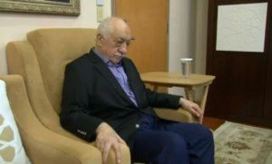 U.S.-based cleric Fethullah Gulen, whose followers Turkey blames for a failed coup, pauses before speaking to journalists in this still image taken from video, at his home in Saylorsburg, Pennsylvania July 16, 2016. REUTERS/Greg Savoy/Reuters TV