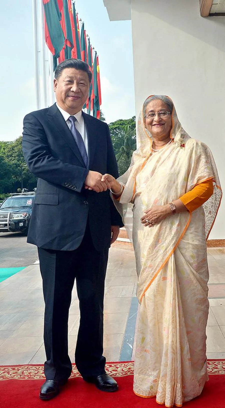 PiD_Xi-Hasina handshake