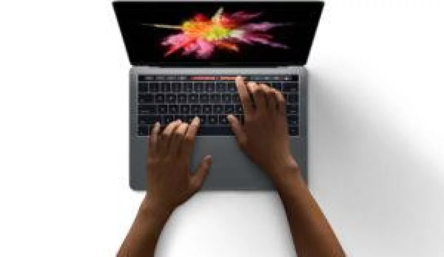 apple-macbook-pro-2016aaaa