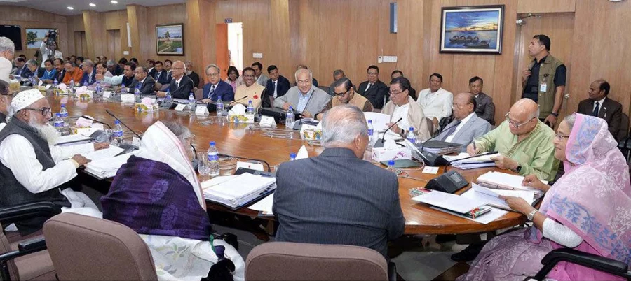 Prime Minister Sheikh Hasina chairs a regular cabinet meeting at Bangladesh Secretariat on Monday, December 12, 2016 PID 