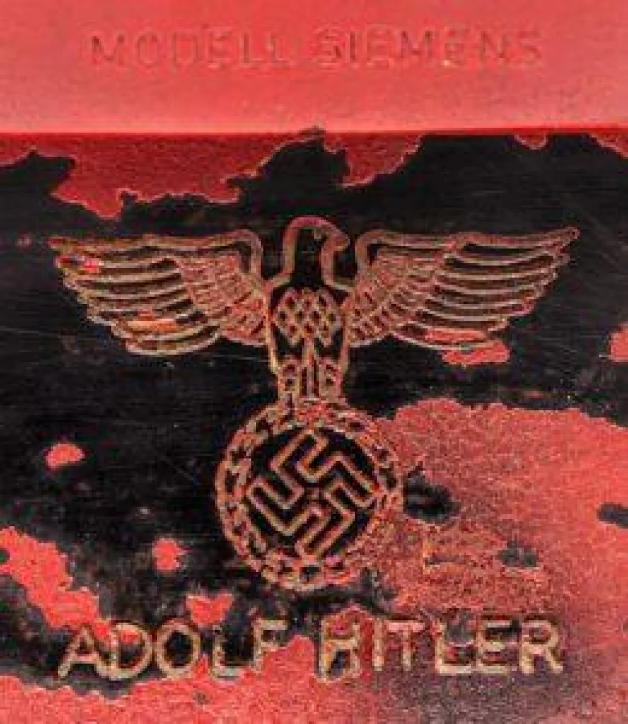 This undated image obtained from Alexander Historical Auctions shows a phone belonging to Nazi leader Adolf Hitler which will be auctioned by Alexander Historical Auctions in Chesapeake City, Maryland, on February 19, 2017 The device found in Hitler's bunker after the defeat of Nazi Germany is estimated to sell for 200,000 to 300,000USD by Alexander Historical Auctions. / AFP PHOTO / Alexander Historical Auctions / HO / RESTRICTED TO EDITORIAL USE - MANDATORY CREDIT "AFP PHOTO / Alexander Historical Auctions" - NO MARKETING NO ADVERTISING CAMPAIGNS - DISTRIBUTED AS A SERVICE TO CLIENTS