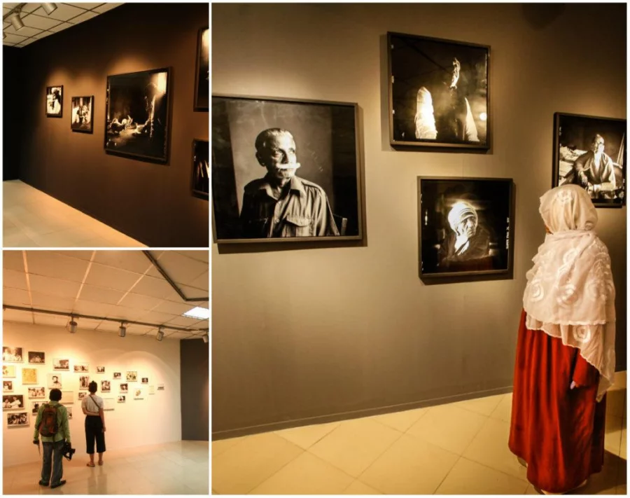 Visitors looking at the exhibit at CHobi Mela IX, Photos : Mahmud Hossain Opu & Rajib Dhar