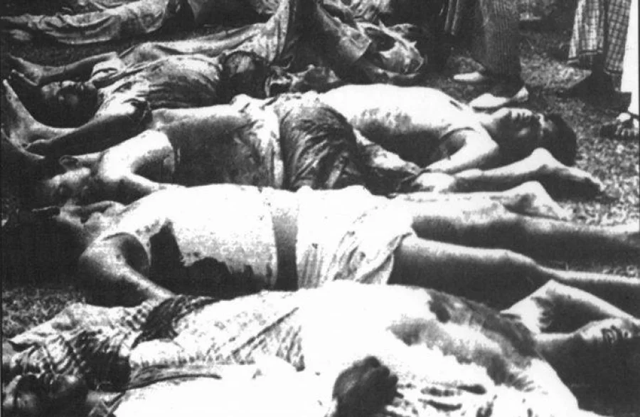 DU-massacre_Operation-Searchlight-690x450