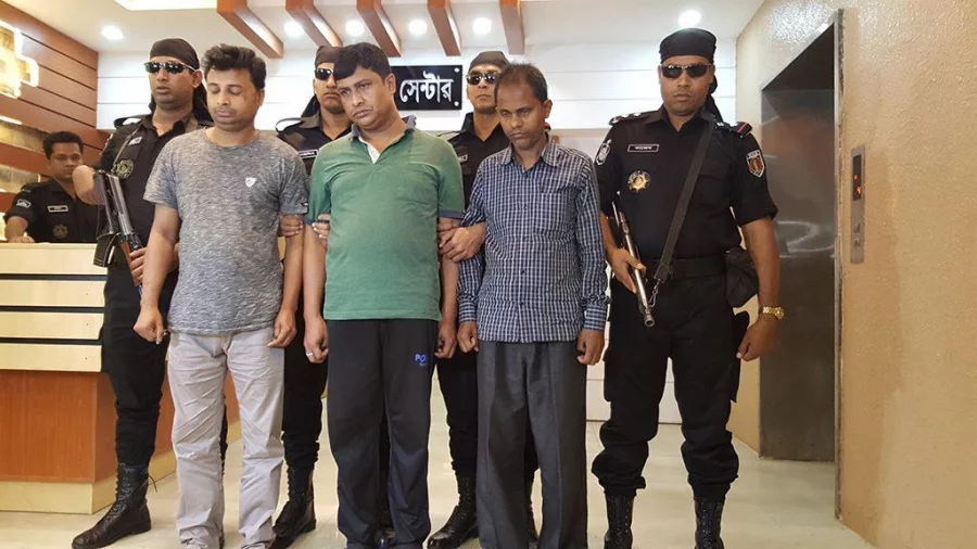 Rab-3-detained-fraudsters-edited