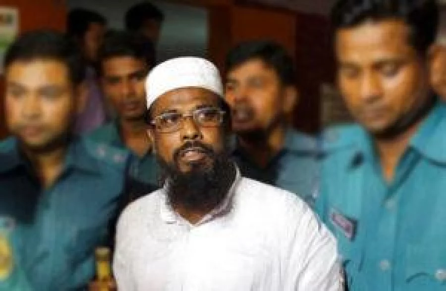 Mufti Abdul Hannan, chief of a faction of HujiB, has sought presidential pardon to save his neck