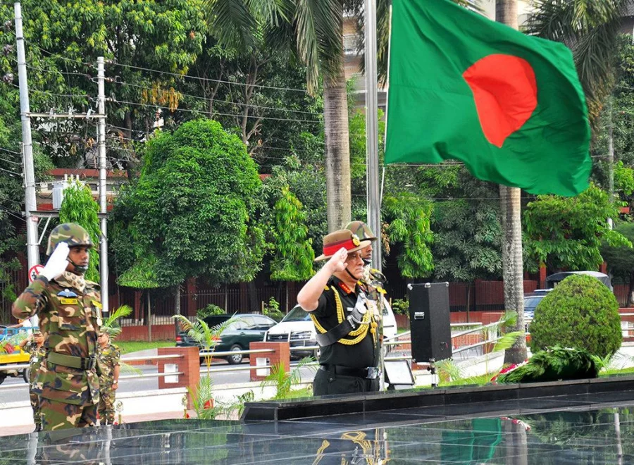 Bangladesh Army Chief Meets Visiting Indian Head Of Army