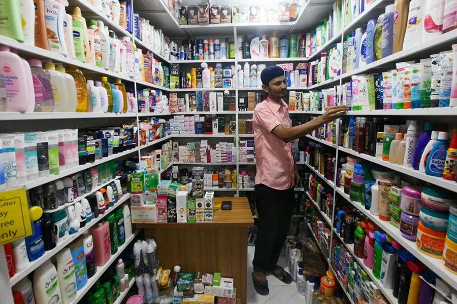 Retailers make a handsome profit on 'luggage party' cosmetics, as they buy them more cheaply but sell them at higher prices than imported equivalents Mehedi Hasan/Dhaka Tribune