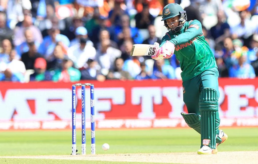 Bangladesh batsman Mushfiqur Rahim plays a shot in the semi-final of the ICC Champions Trophy 2017 MD Manik/Dhaka Tribune