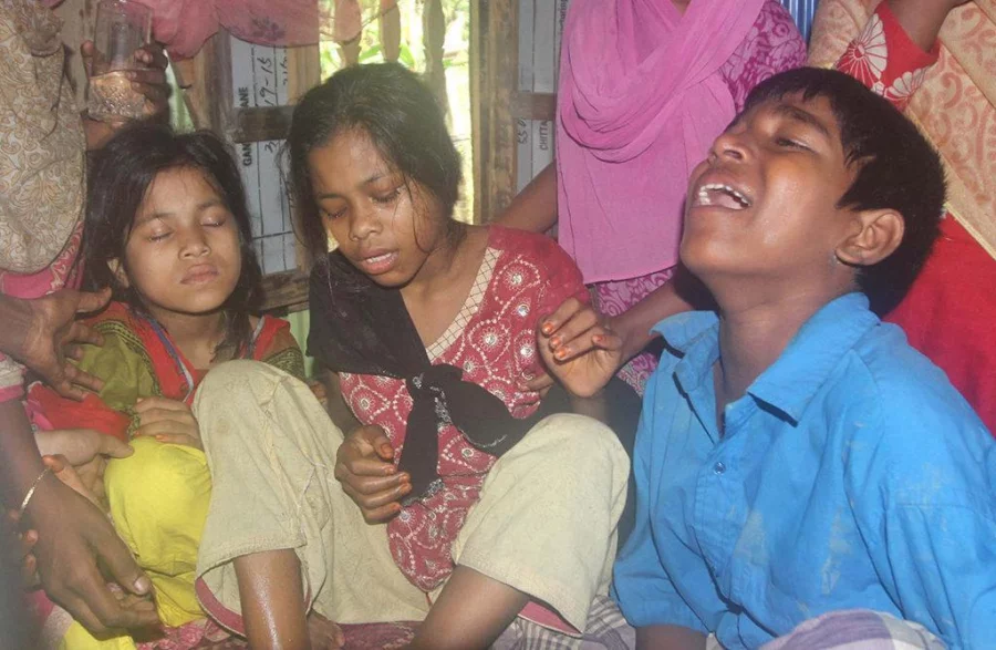 From left, Salma, Jannatul Ferdous and Sumon, who were rescued from a landslide in the Jongol Salimpur area of Sitakunda upazila in Chittagong that left five, including three children, dead on early Friday, July 21, 2017 Rabin Chowdhury
