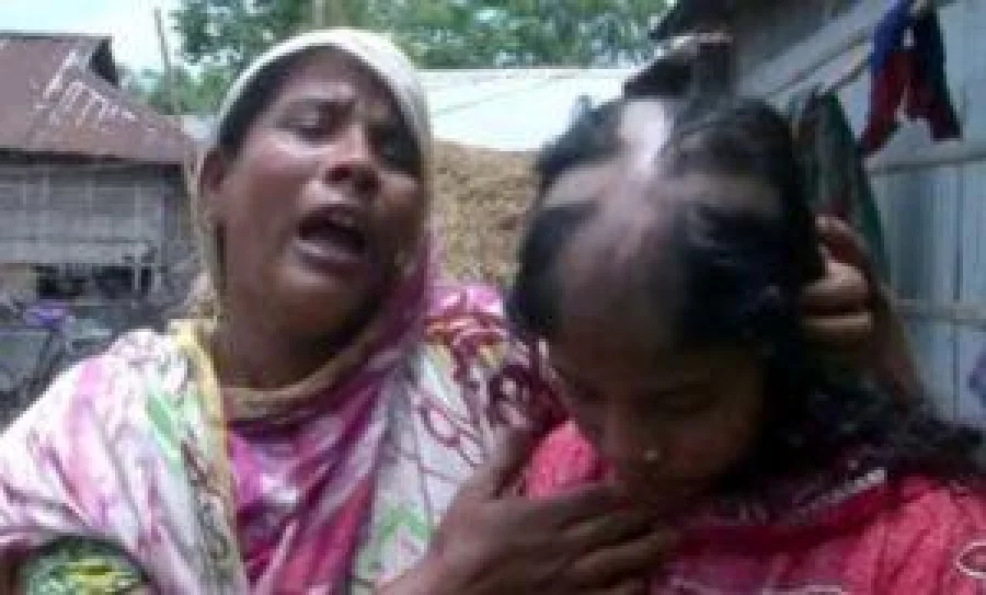 RANGPUR NARI NIRJATON PHOTO 3